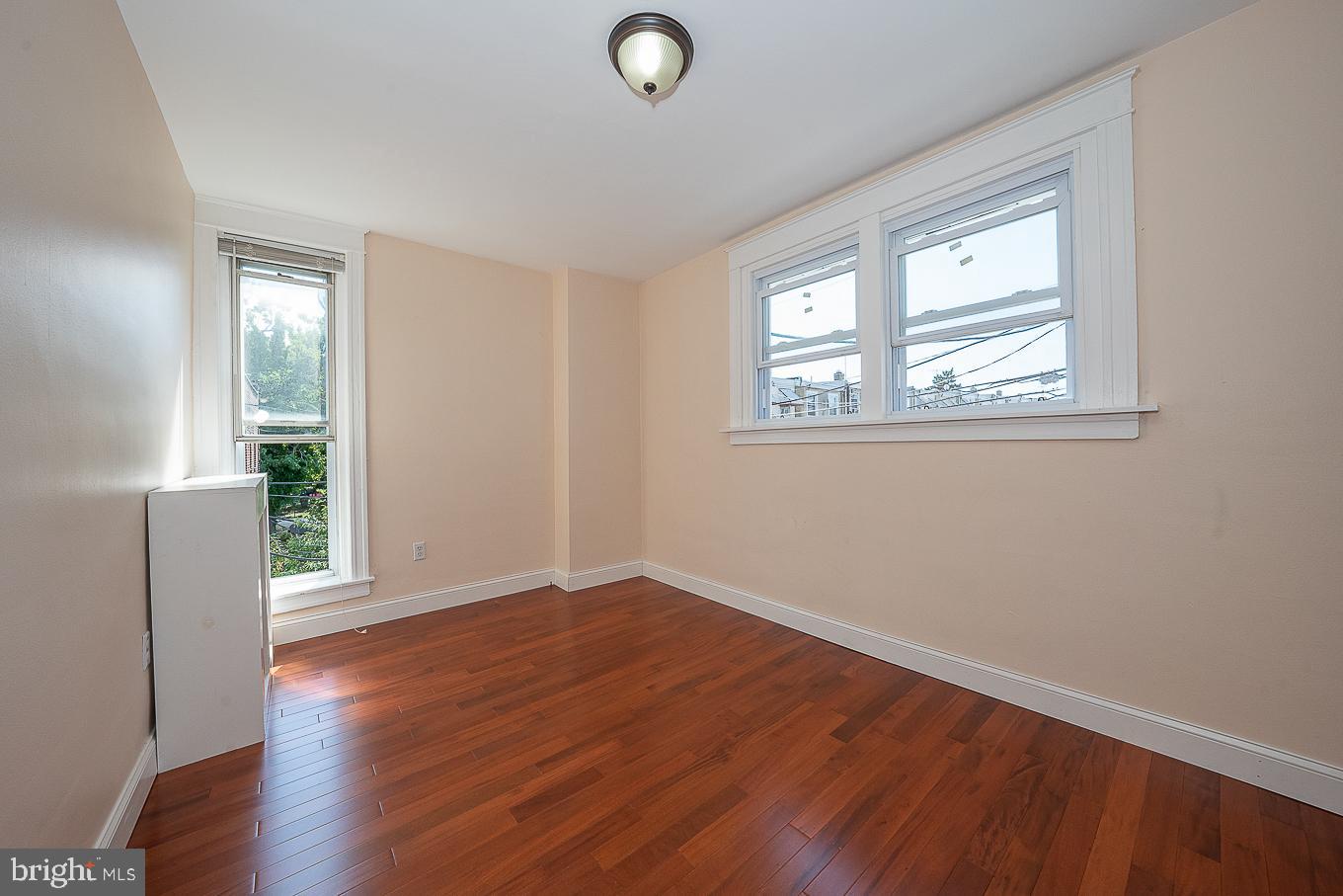 445 Hampden Road Upper Darby, PA 19082 - Photo 35 of 59