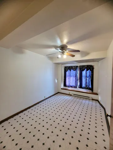 $950 | 3277 South 10th Street, Unit 1, Milwaukee, WI 53215