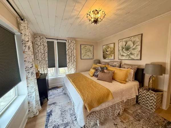 $350,000 | 524 High Street, Shoals, IN 47581