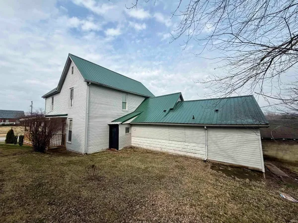 $350,000 | 524 High Street, Shoals, IN 47581