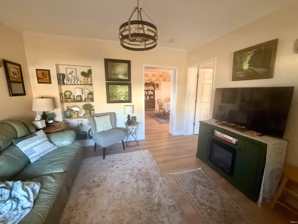 $350,000 | 524 High Street, Shoals, IN 47581