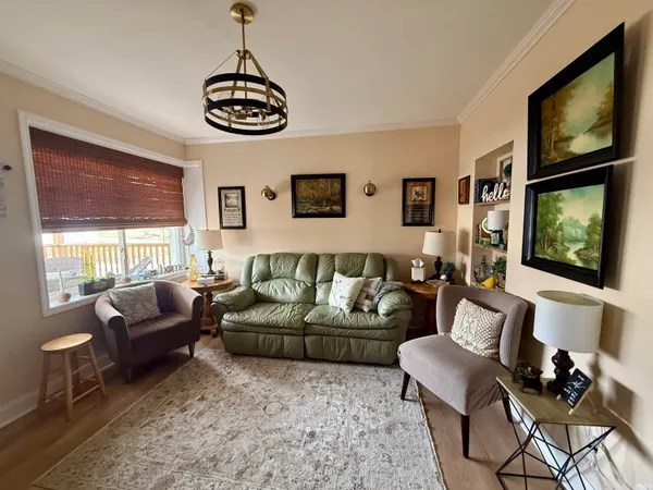 $350,000 | 524 High Street, Shoals, IN 47581