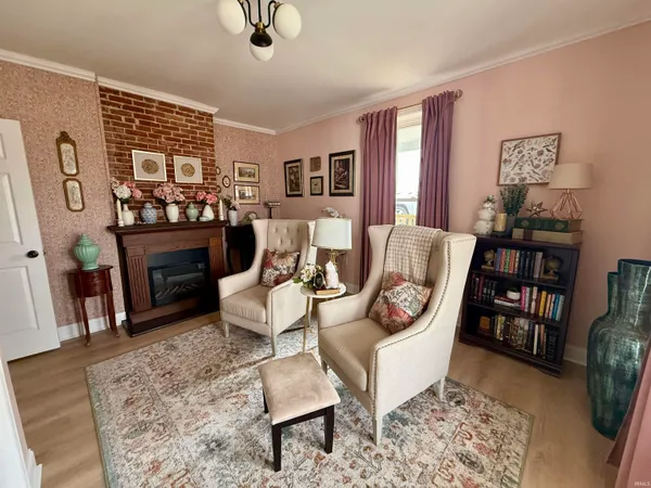 $350,000 | 524 High Street, Shoals, IN 47581