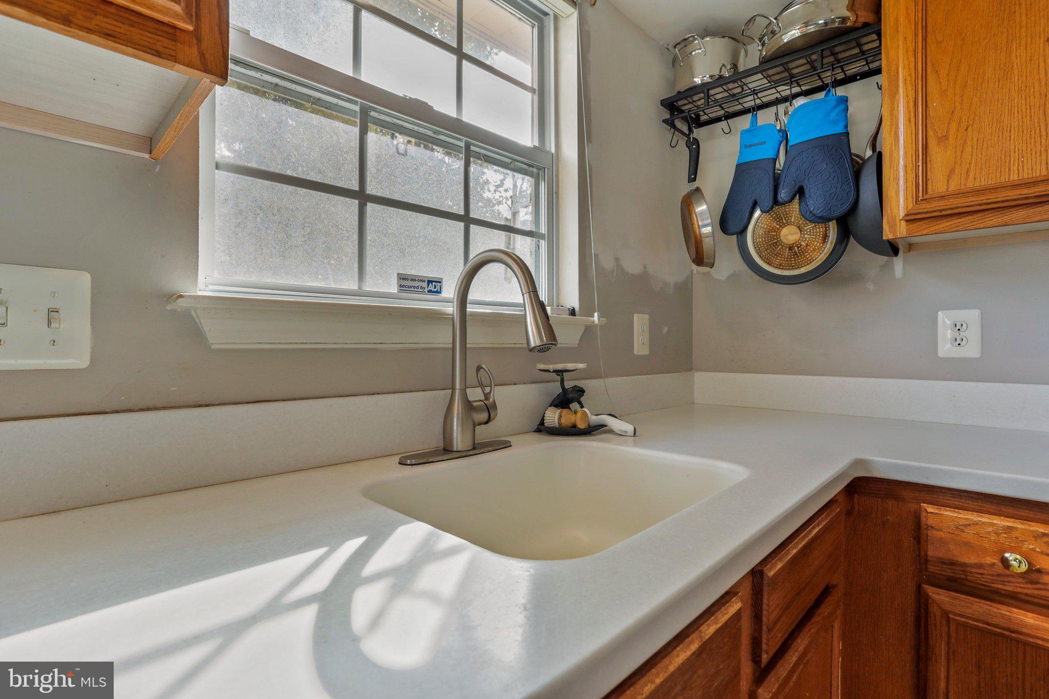 6115 Pine Ridge Terrace Frederick, MD 21701 - Photo 14 of 42 Kitchen