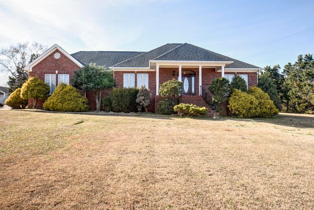 $480,000 | 1811 Clayton Drive, Chattanooga, TN 37421