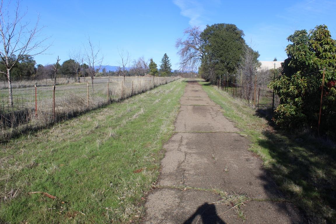 6832 Happy Valley Road Anderson, CA 96007 - Photo 8 of 17 Flag Easement Road