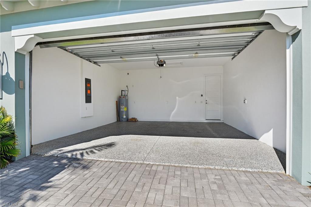 8813 Yucatan Court Naples, FL 34113 - Photo 31 of 43 2-Car Garage