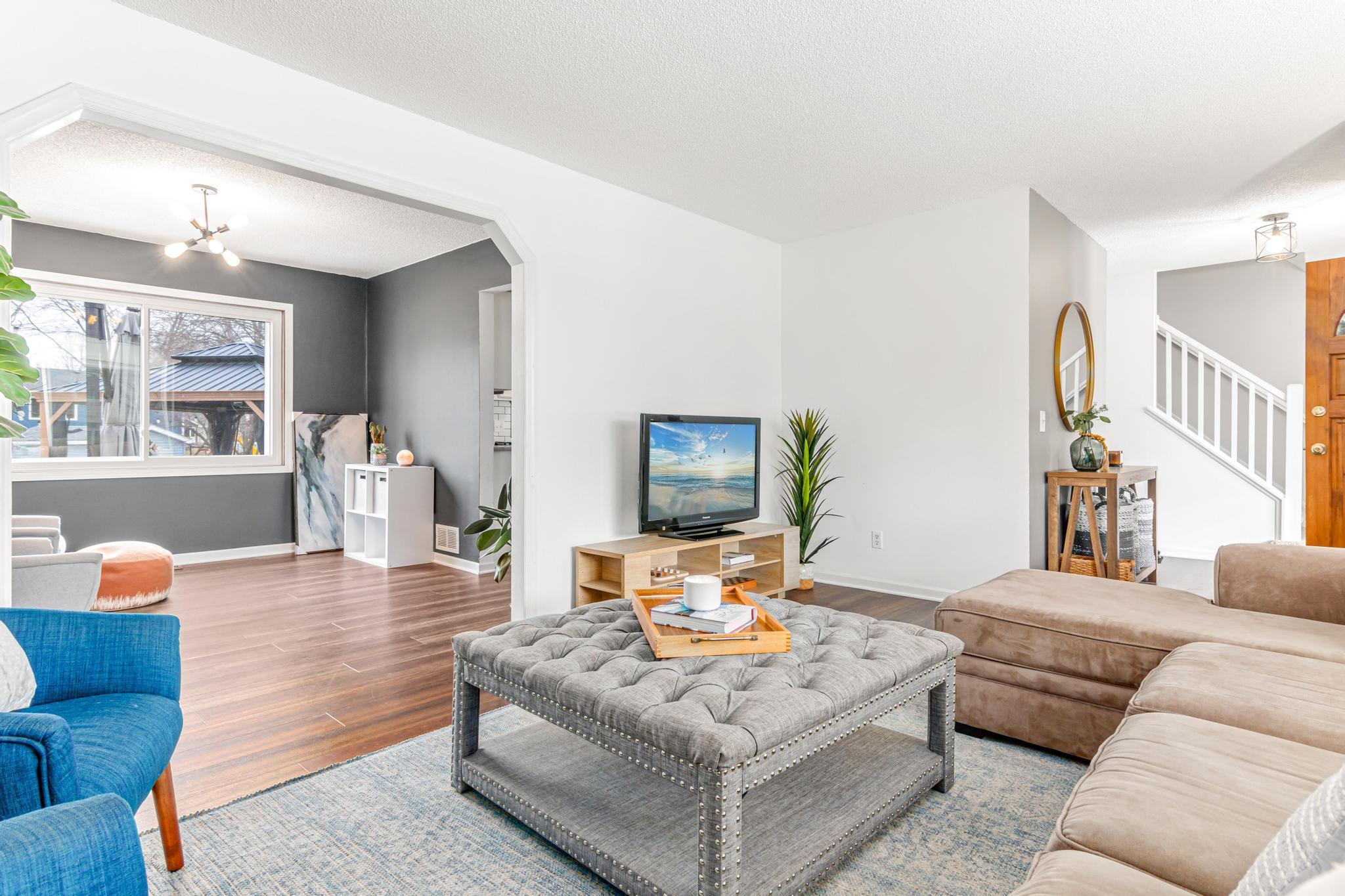 1007 Cross Road Eagan, MN 55123 - Photo 4 of 46