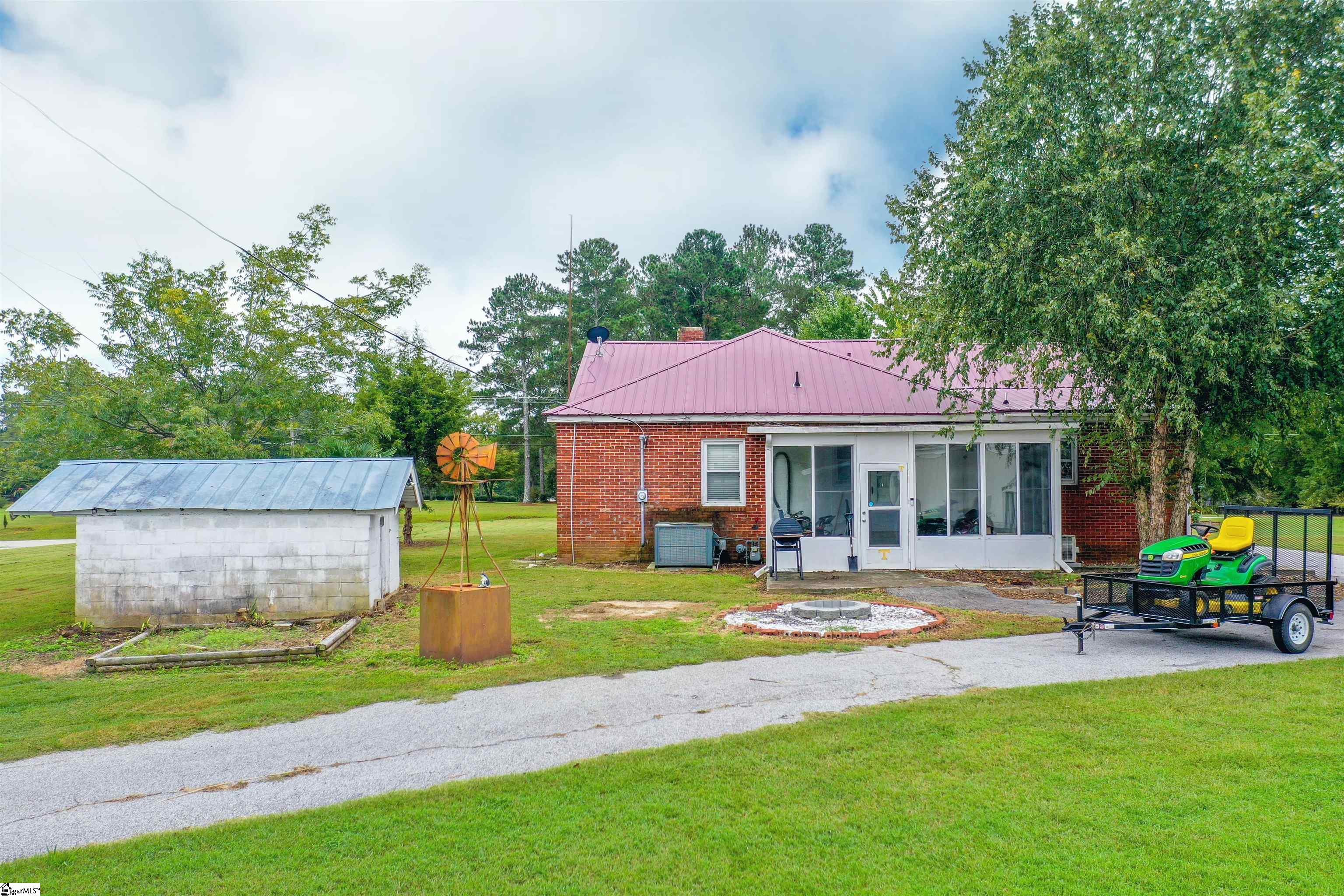 706 Deadfall Road Greenwood, SC 29649 - Photo 20 of 28 Gallery Image 20