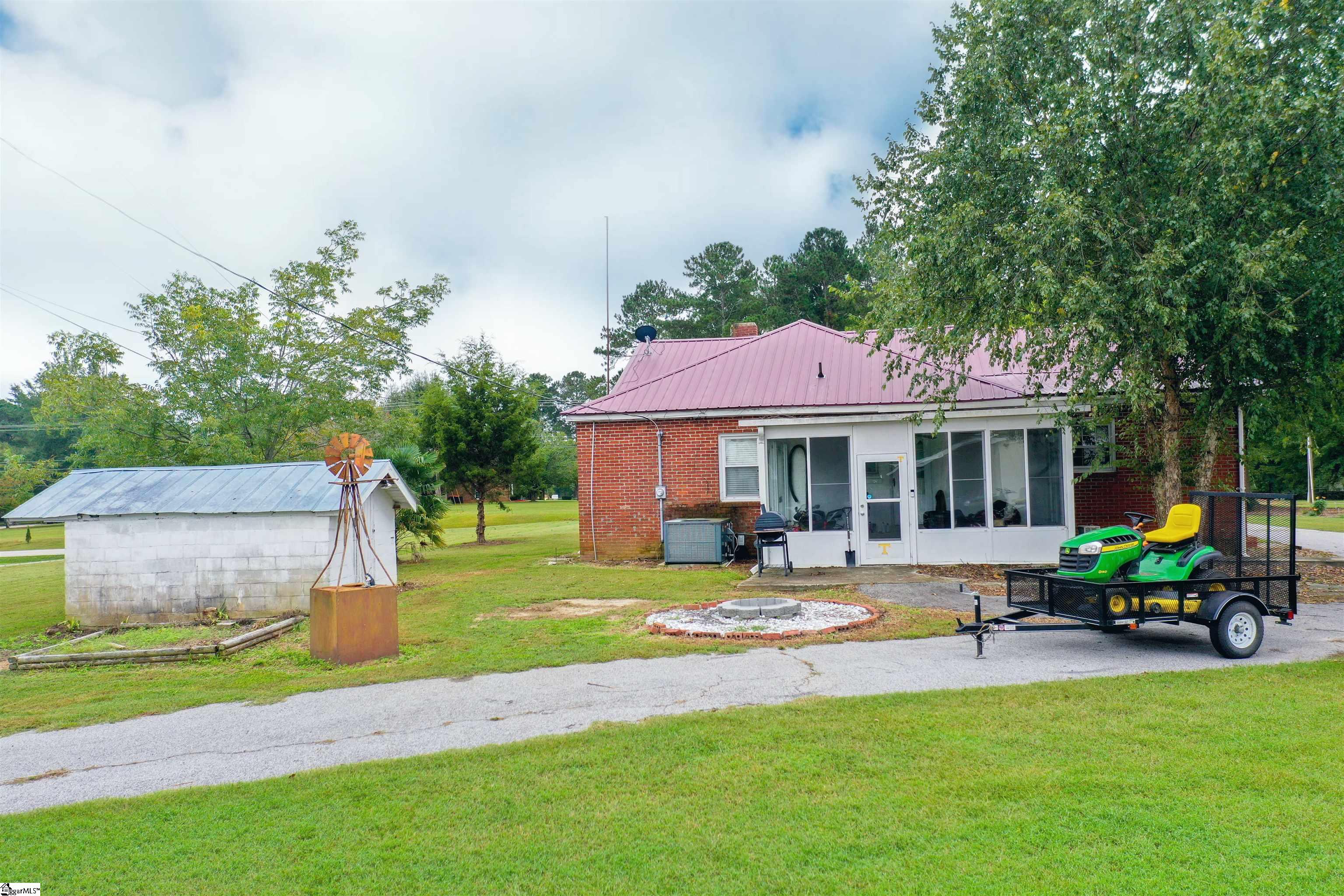 706 Deadfall Road Greenwood, SC 29649 - Photo 28 of 28 Gallery Image 28