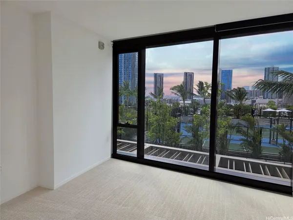 $4,000 | 333 Ward Avenue, Unit 915, Honolulu, HI 96814