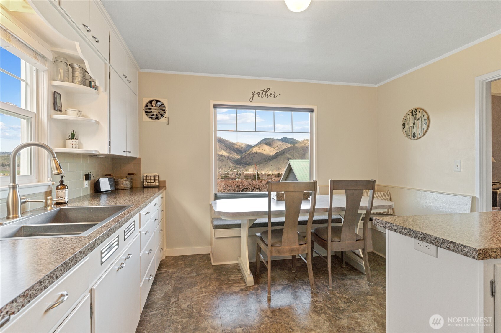 6111 Tigner Road Cashmere, WA 98815 - Photo 13 of 34