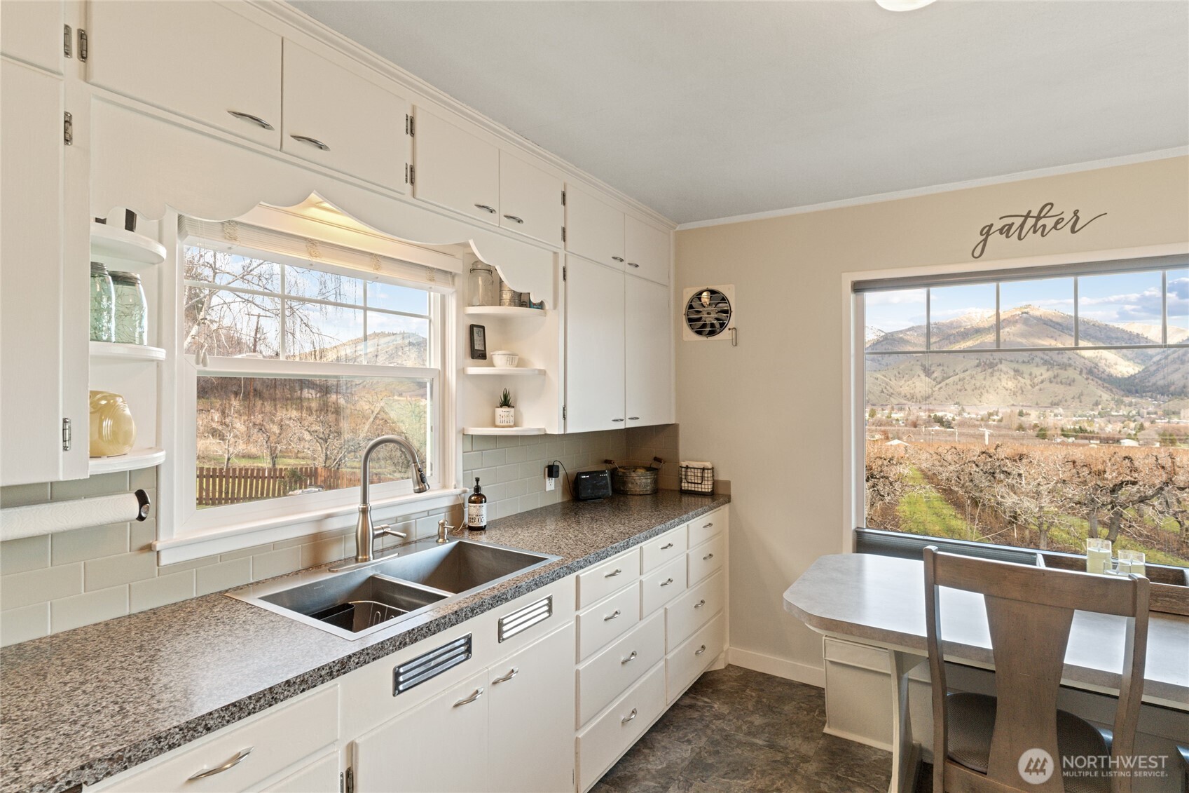 6111 Tigner Road Cashmere, WA 98815 - Photo 14 of 34