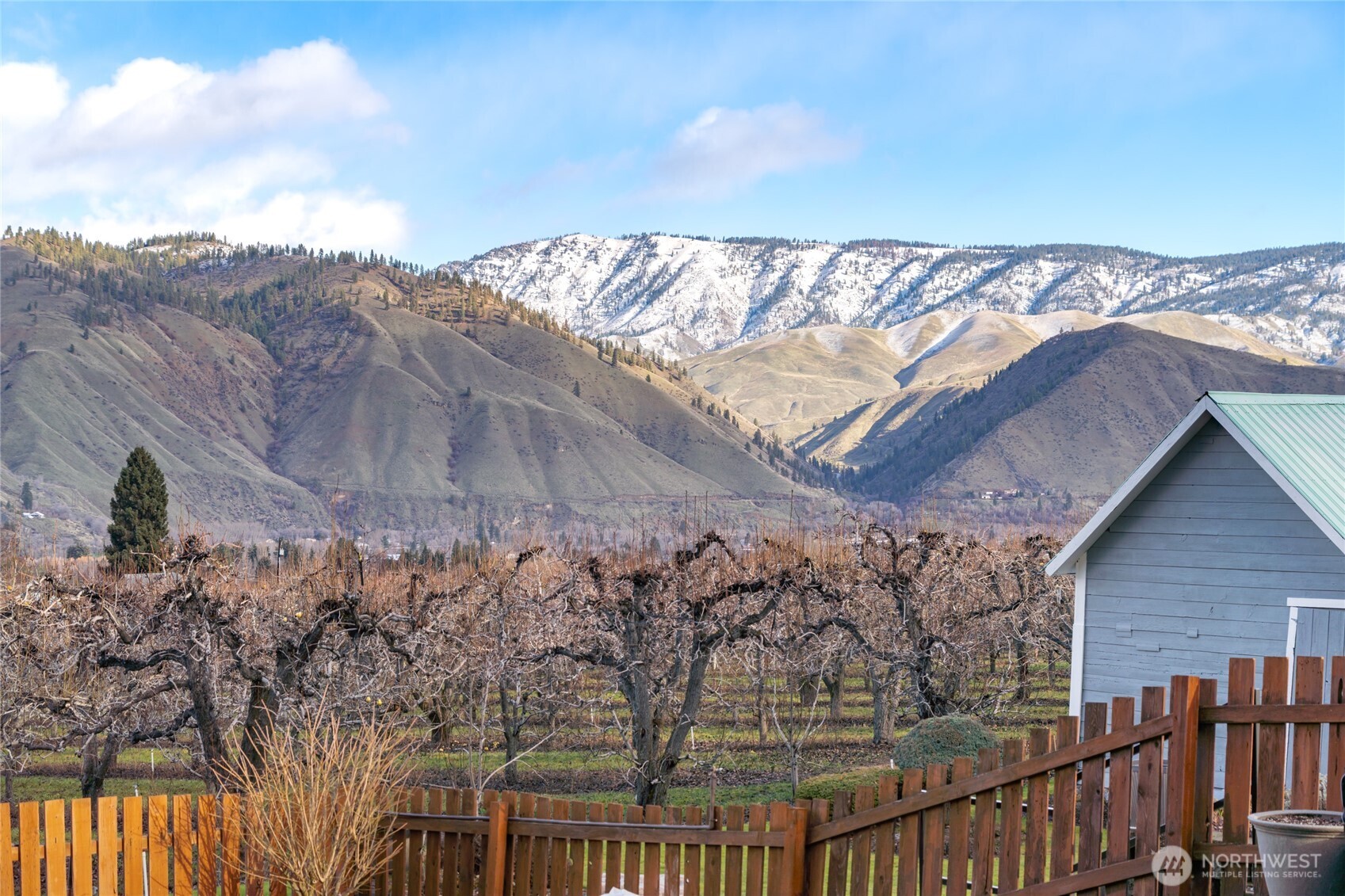 6111 Tigner Road Cashmere, WA 98815 - Photo 3 of 34