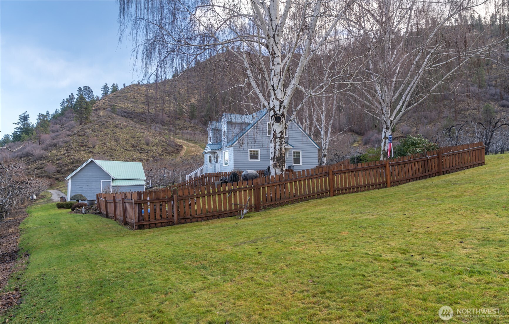 6111 Tigner Road Cashmere, WA 98815 - Photo 5 of 34