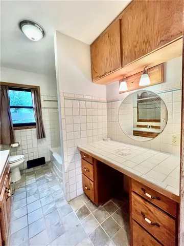 $335,000 | 1612 Country Club Road, Atchison, KS 66002