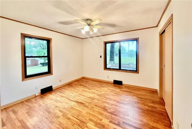 $335,000 | 1612 Country Club Road, Atchison, KS 66002