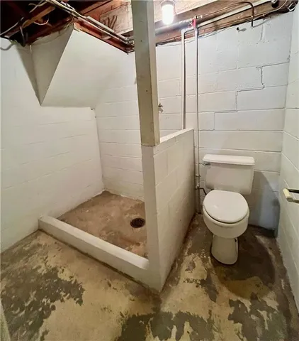 $335,000 | 1612 Country Club Road, Atchison, KS 66002