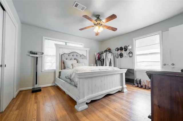 $675,000 | 1733 Creek Drive, Houston, TX 77055