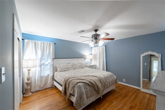 $675,000 | 1733 Creek Drive, Houston, TX 77055