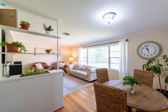 $675,000 | 1733 Creek Drive, Houston, TX 77055