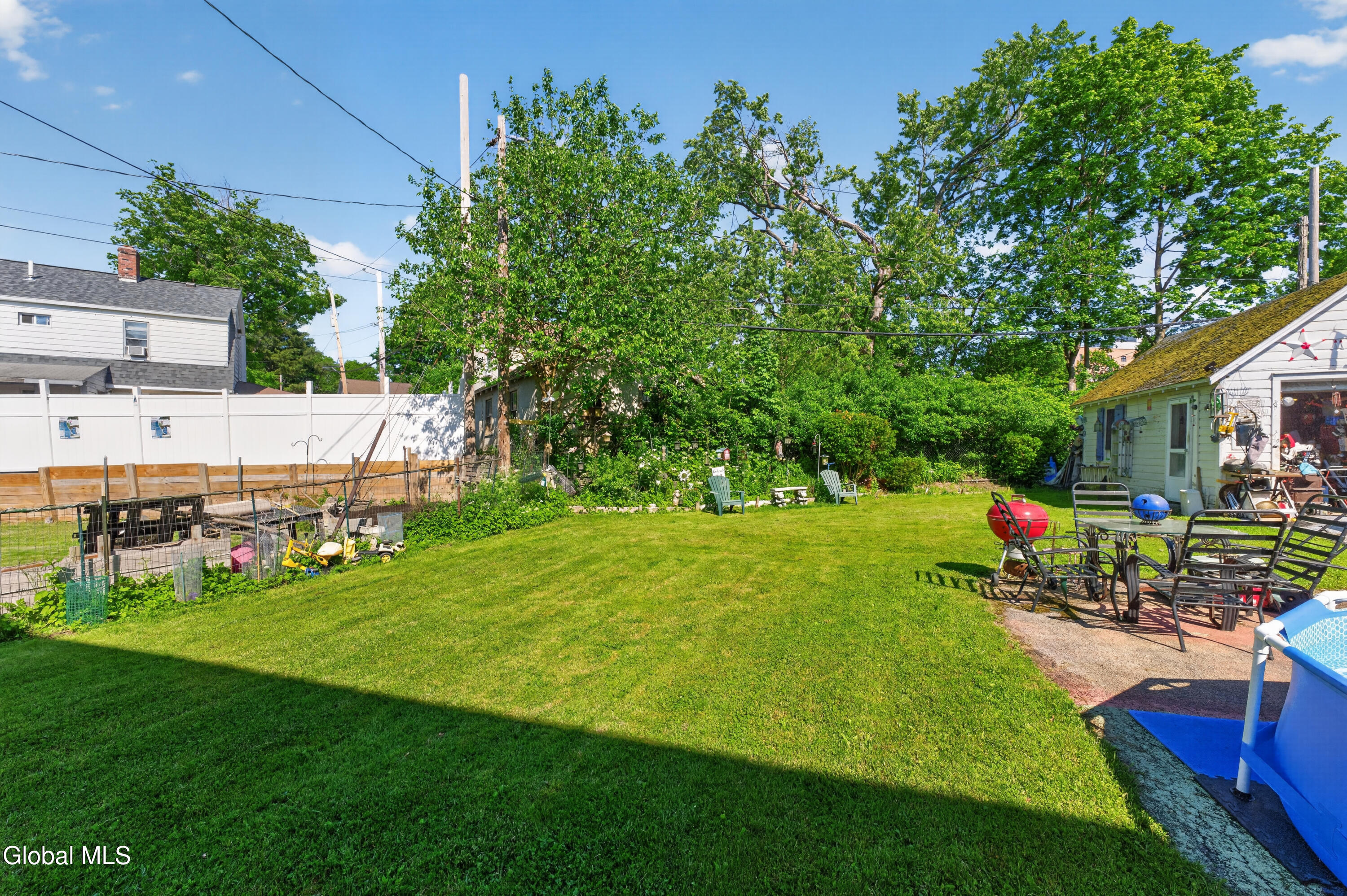1648 Randolph Road Schenectady, NY 12308 - Photo 30 of 34 Yard 1