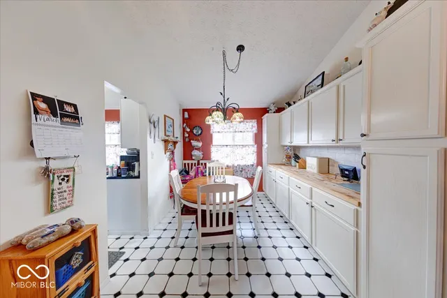 $325,999 | 628 Southridge Court, Westfield, IN 46074