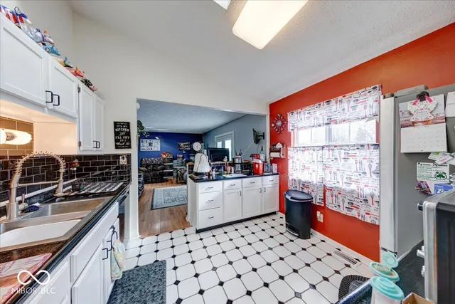 $325,999 | 628 Southridge Court, Westfield, IN 46074