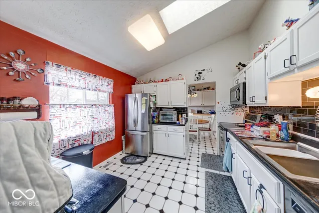 $325,999 | 628 Southridge Court, Westfield, IN 46074