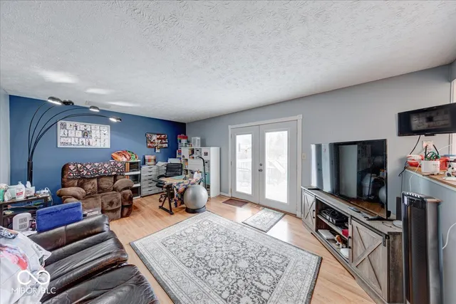 $325,999 | 628 Southridge Court, Westfield, IN 46074