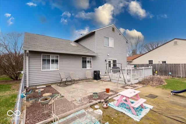 $325,999 | 628 Southridge Court, Westfield, IN 46074