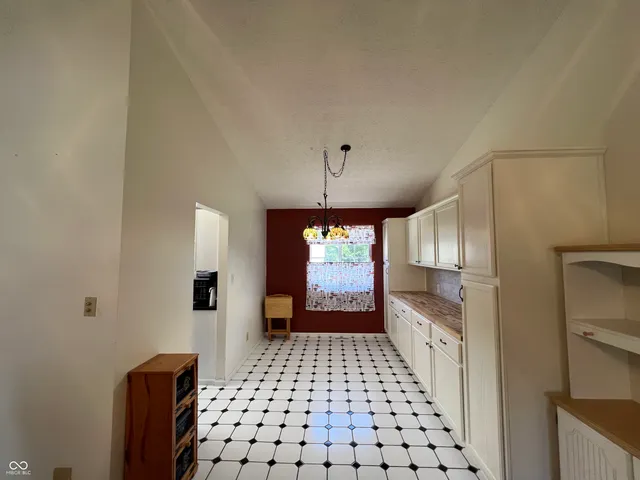 $325,999 | 628 Southridge Court, Westfield, IN 46074