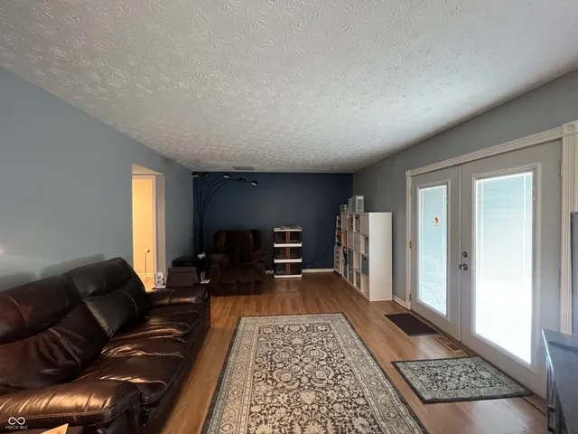 $325,999 | 628 Southridge Court, Westfield, IN 46074