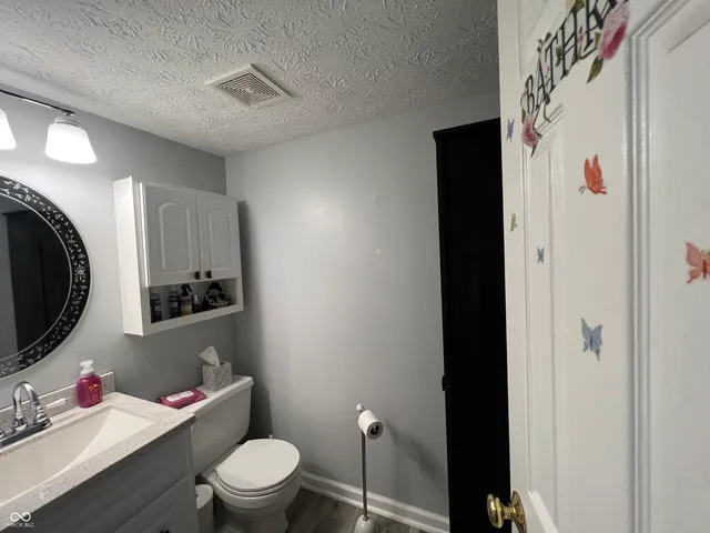 $325,999 | 628 Southridge Court, Westfield, IN 46074