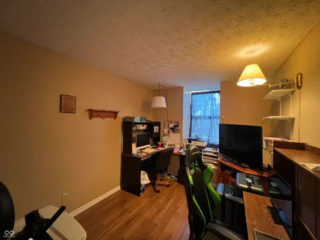 $325,999 | 628 Southridge Court, Westfield, IN 46074