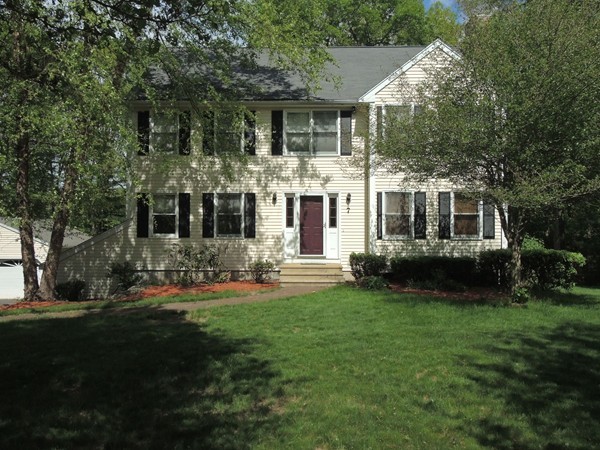 7 Liberty Road Medway, MA 02053 - Photo 2 of 25 Gallery Image 2