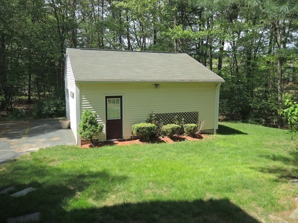 7 Liberty Road Medway, MA 02053 - Photo 21 of 25 Gallery Image 21