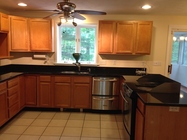 7 Liberty Road Medway, MA 02053 - Photo 4 of 25 Gallery Image 4