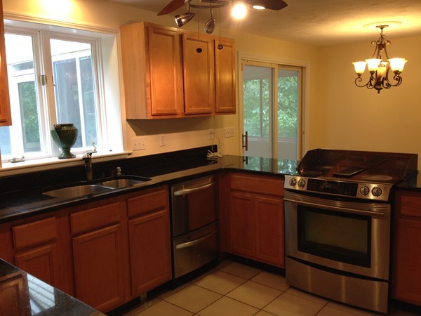 7 Liberty Road Medway, MA 02053 - Photo 6 of 25 Gallery Image 6