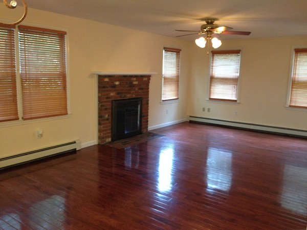 7 Liberty Road Medway, MA 02053 - Photo 8 of 25 Gallery Image 8