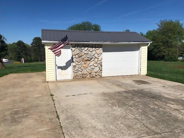 1470 Cape Hickory Road Hickory, NC 28601 - Photo 15 of 46 Gallery Image 15