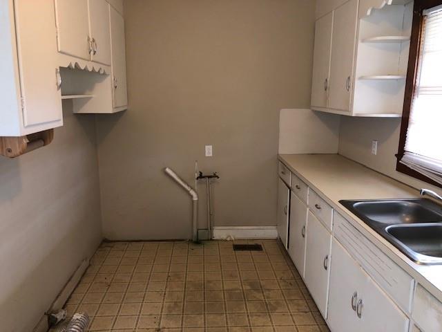1470 Cape Hickory Road Hickory, NC 28601 - Photo 3 of 46 Gallery Image 3