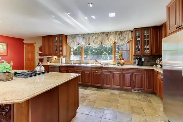$849,900 | 26811 Oakdale Lane, Mundelein, IL 60060