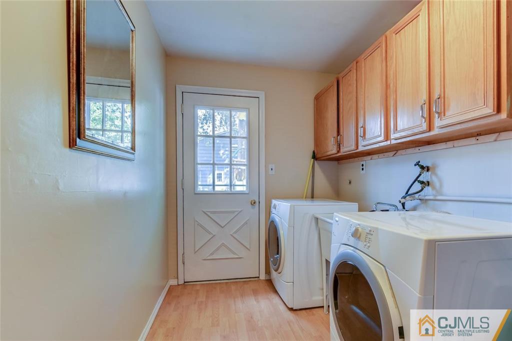 1205 Huron Road North Brunswick, NJ 08902 - Photo 19 of 22 Gallery Image 19