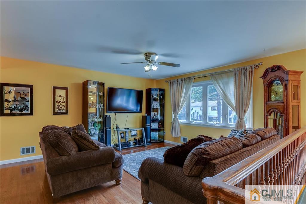 1205 Huron Road North Brunswick, NJ 08902 - Photo 5 of 22 Gallery Image 5