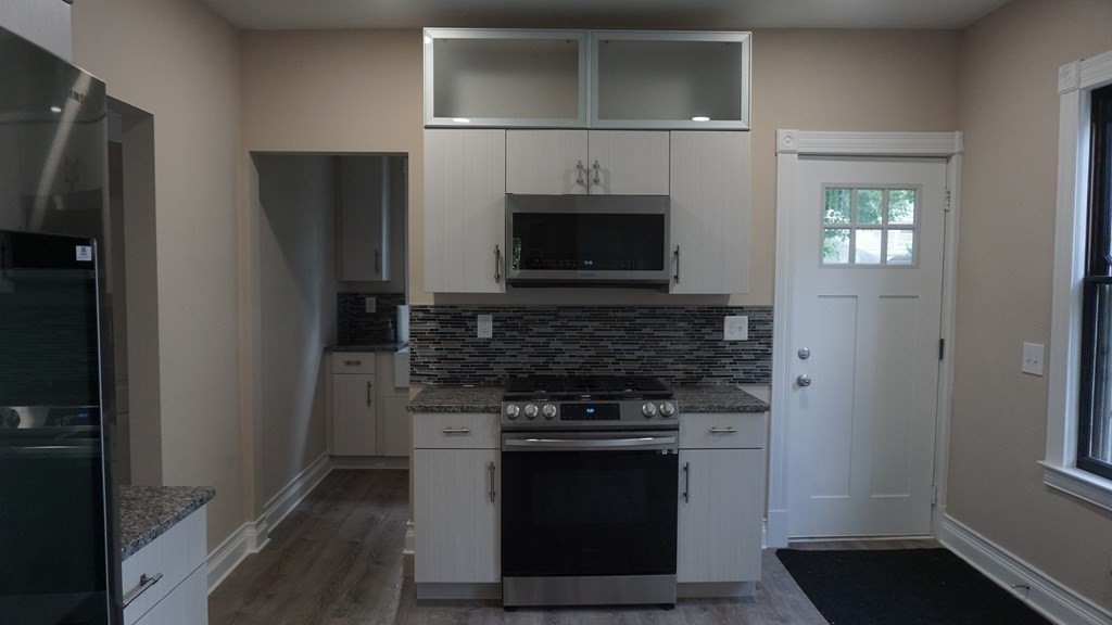 86 Magnolia Terrace Springfield, MA 01108 - Photo 11 of 32