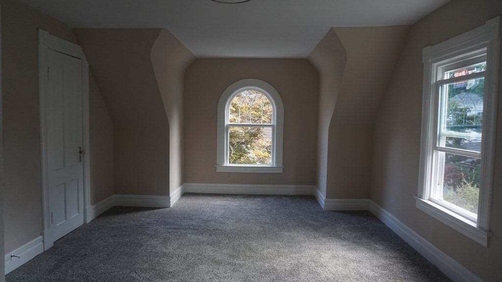 86 Magnolia Terrace Springfield, MA 01108 - Photo 24 of 32