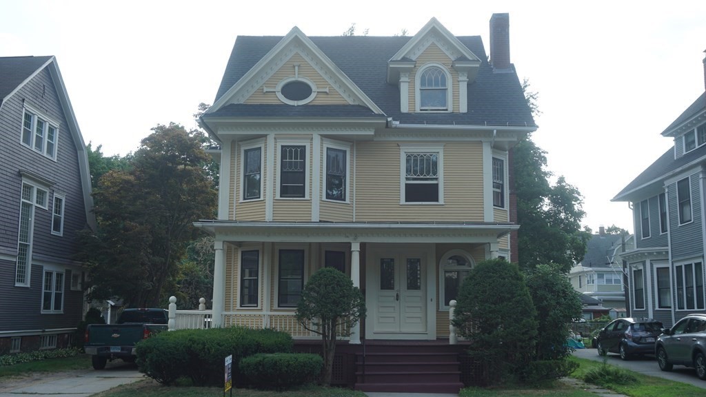 86 Magnolia Terrace Springfield, MA 01108 - Photo 3 of 32