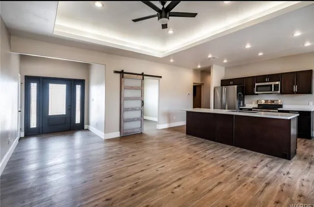 $338,000 | 928 South Arivaca Road, Golden Valley, AZ 86413