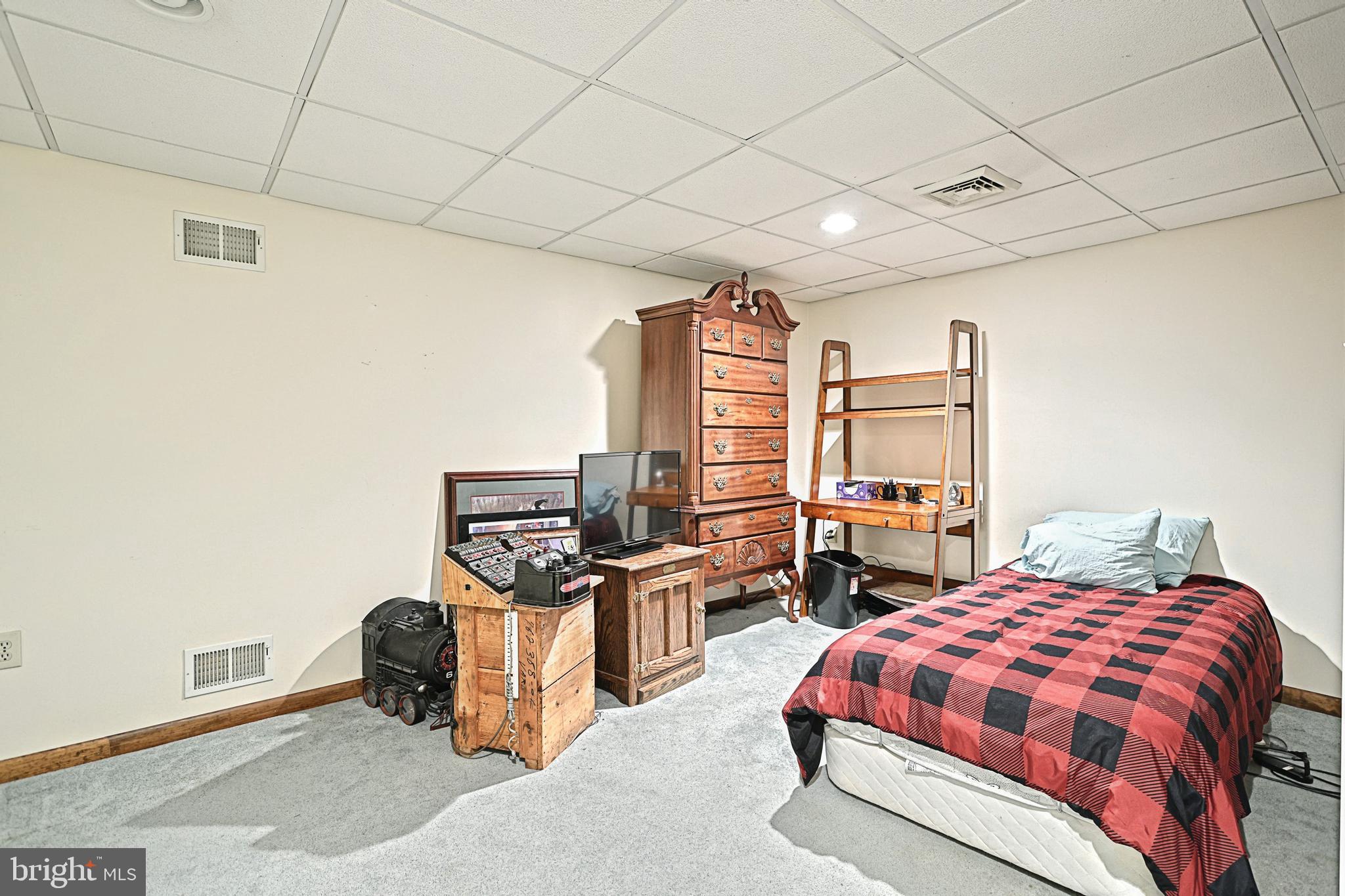 5009 Bull Road Dover, PA 17315 - Photo 33 of 56